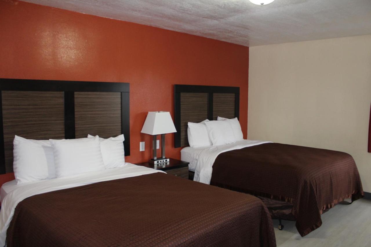 Rodeway Inn Medford South I-5 Екстериор снимка