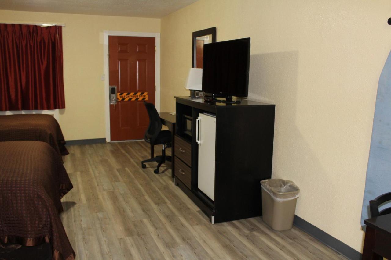 Rodeway Inn Medford South I-5 Екстериор снимка