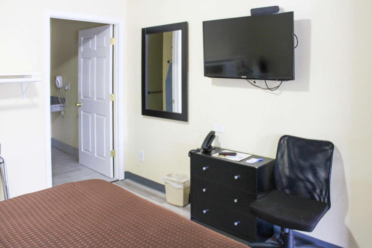 Rodeway Inn Medford South I-5 Екстериор снимка