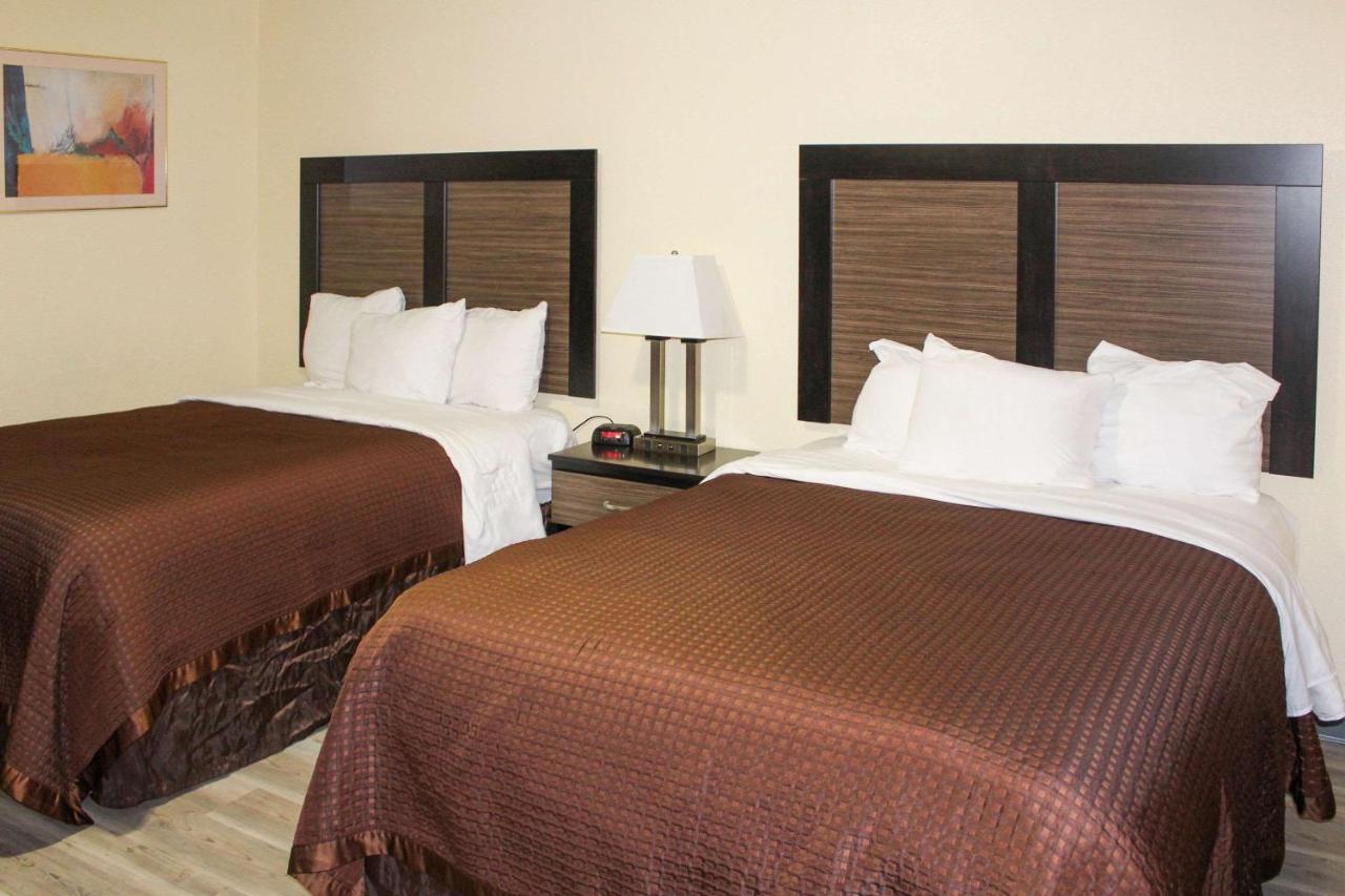 Rodeway Inn Medford South I-5 Екстериор снимка